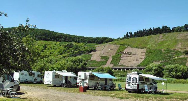 Wohnmobilstellplatz Pünderich