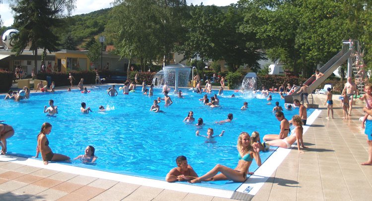 Campingpark Echternacherbrück AöR 1 Campingpark Echternacherbrück AöR