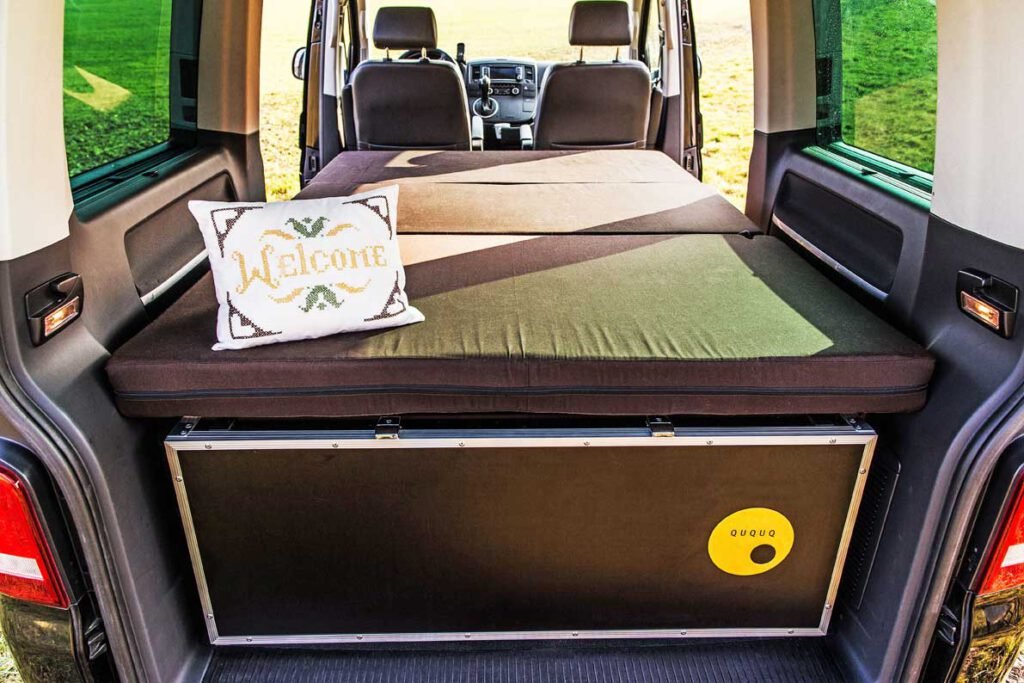 Alltagsfahrzeuge in ein Mini-Wohnmobil verwandeln 2 Alltagsfahrzeuge in ein Mini-Wohnmobil verwandeln